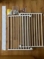 Safety 1st Extendable Metal Stair Gate. Min 62cm - Max 102cm. Boxed With Fixings