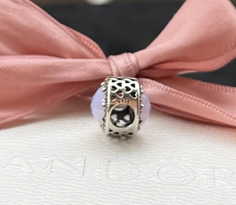 Original Pandora Charm „Strahlenkranz der Herzen“ Opal 925 Silber #791725NOP - Bild 3 von 4