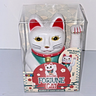 WAVING ARM FORTUNE LUCKY CAT Japan Classic Figure Maneki Neko