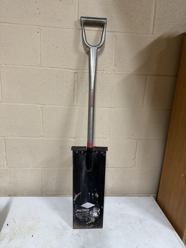 Heavy-Duty Straight Spade