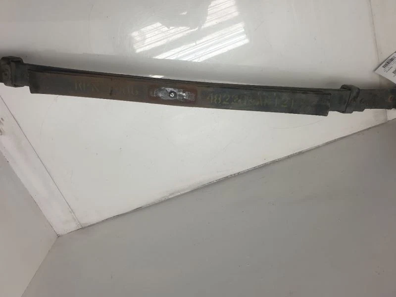 Passenger Rear Leaf Spring 6 Cylinder 2 Door Fits 00-06 Toyota Tundra Foto 4 de 4