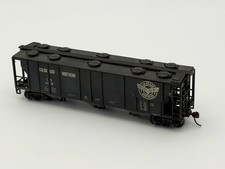AHM 47' PS-2 Covered Hopper Colorado Northern HO Scale 3215 CU Ft Kadees Metal