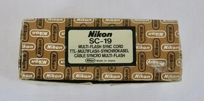 NIKON SC 19, boite vide pour cable syncro multi flash nikon sc19, BOITE VIDE . - Photo 1/4