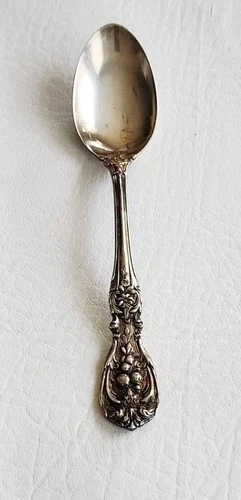 Reed & Barton Francis I First Sterling Silver Teaspoon 5.25"  M Monogram