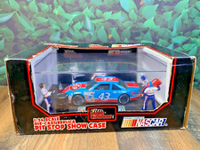 NEW IN BOX SEALED DIECAST RACING CHAMPIONS RICHARD PETTY PIT STOP SHOW CASE 1:24