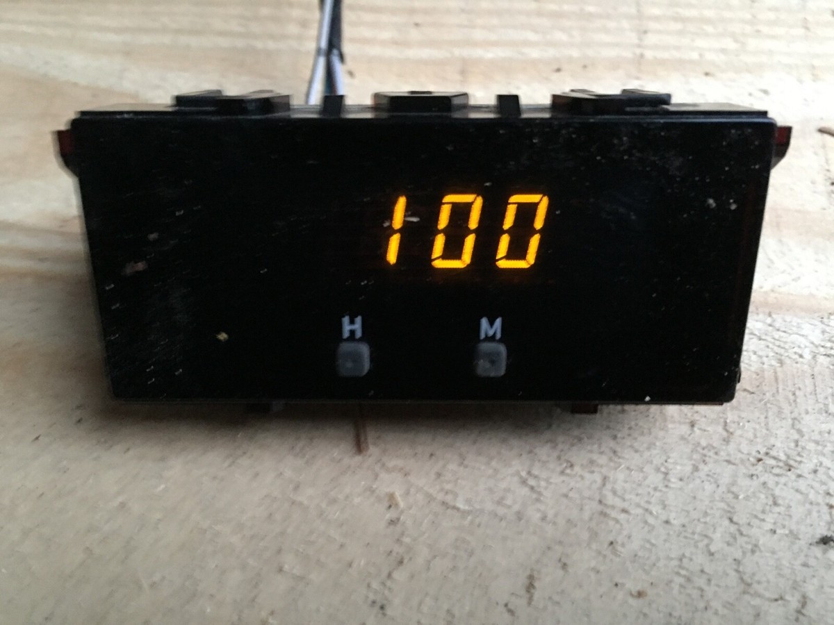 2007-2014 Toyota FJ Cruiser Digital Clock TESTED | 83910-35030