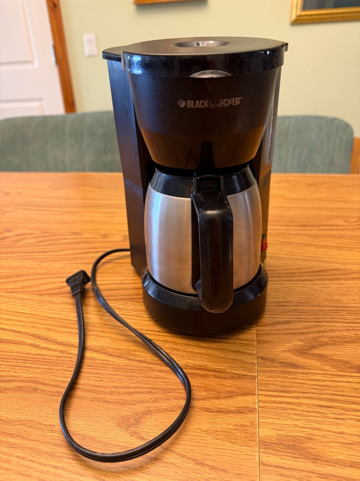 BLACK & DECKER 5-Cup Coffee Maker DCM600B w/ Stainless Steel Pot