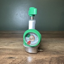 Precision Medical Easy Pulse5 1900 Series Oxygen Conserving Regulator 300857