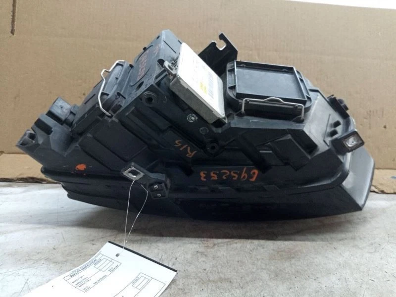 Passenger Headlight Xenon HID Self Adjusting Opt 8Q3 Fits 09-12 AUDI Q5 211076 - Image 2 of 4