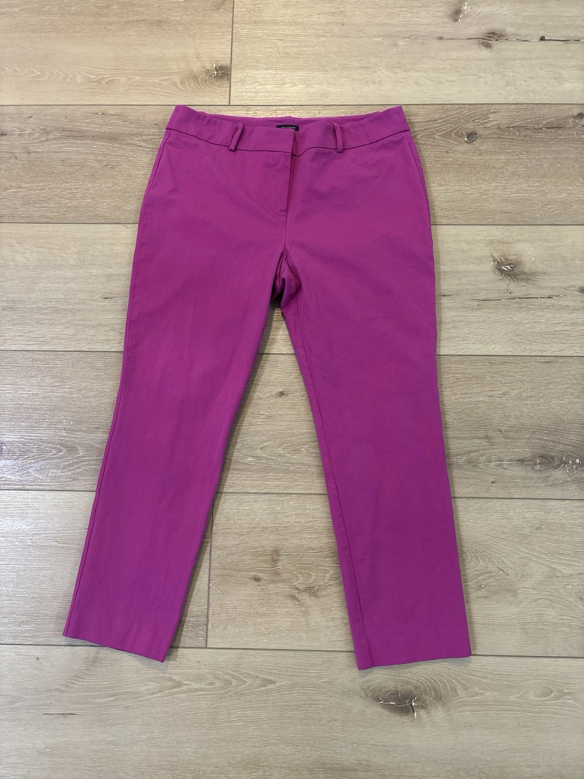 Ann Taylor Capri Pants Size 10