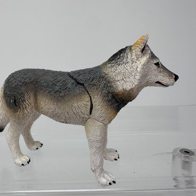 Safari Ltd Gray Wolf Figure Wild Dog Wildlife Zoo Jungle Animal