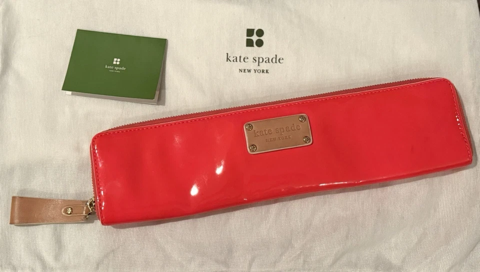 Fab Kate Spade New York ‘Lalla’ Hot/Neon Pink Patent Leather Clutch Baguette - Image 2 of 4