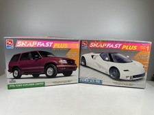 Amt 1996 Ford Explorer Limited And Ford Gt-90 Snap Fast Bundle Amt 1996 Ford Explorer Limited And Ford Gt-90 Snap Fast Bundle