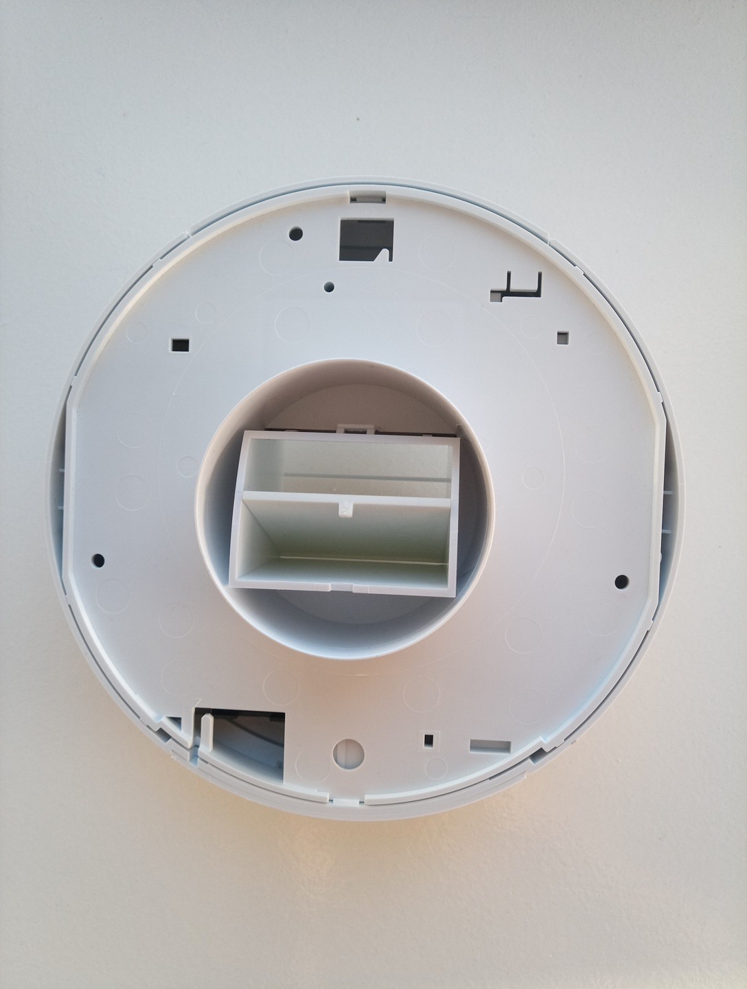 Bouche VMC Atlantic hygroréglable 80mm contre les moisissures avec capteur de présence intégré - 2