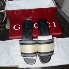 Gucci Womens Logo Sandals (830$ value) Black/...