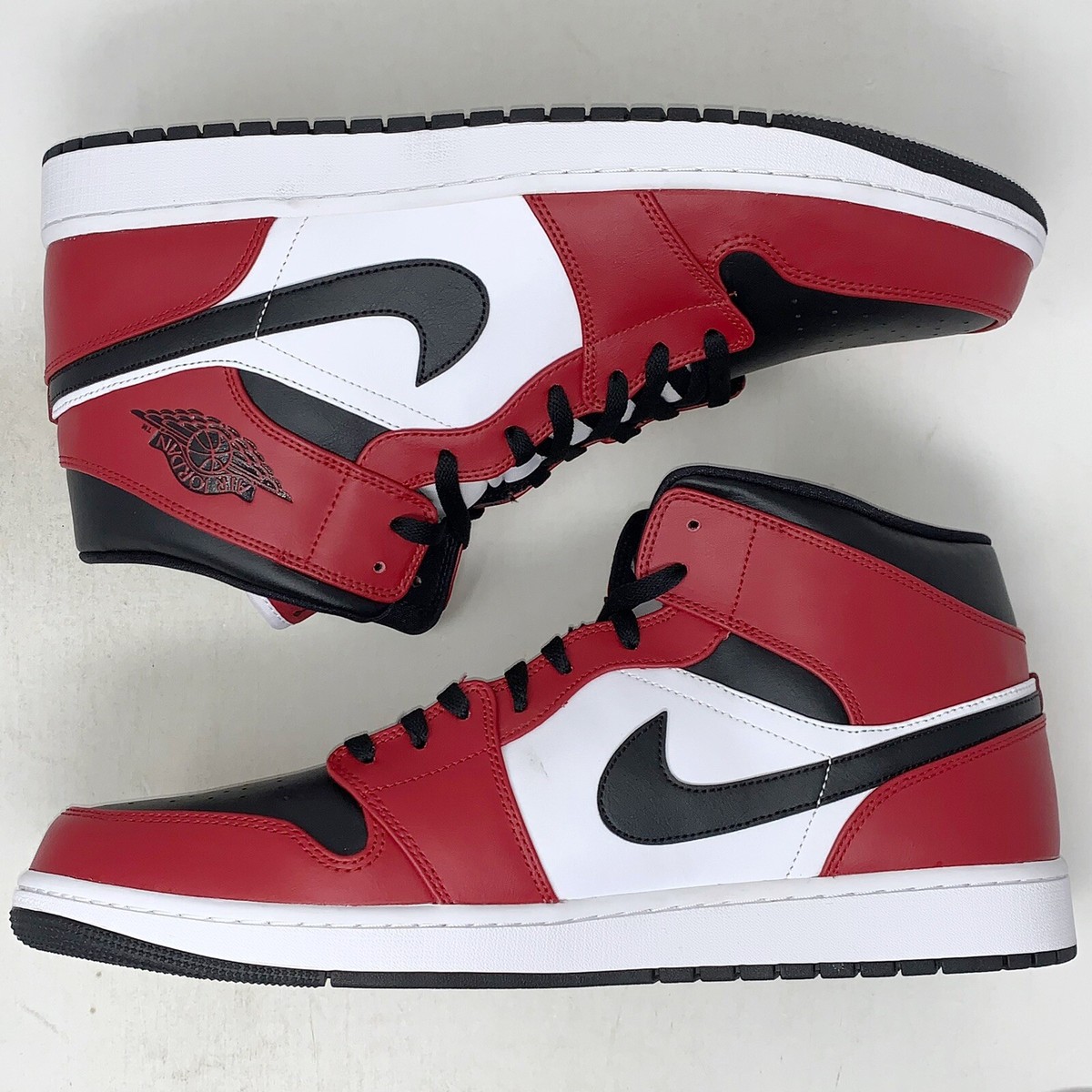 jordan 1 red chicago black toe
