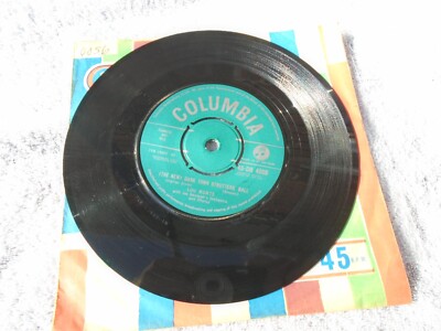 Lou Monte - (The New) Dark Town Strutters Ball / Oh Oh Rosie - 7'' Vinyl 45-DB450