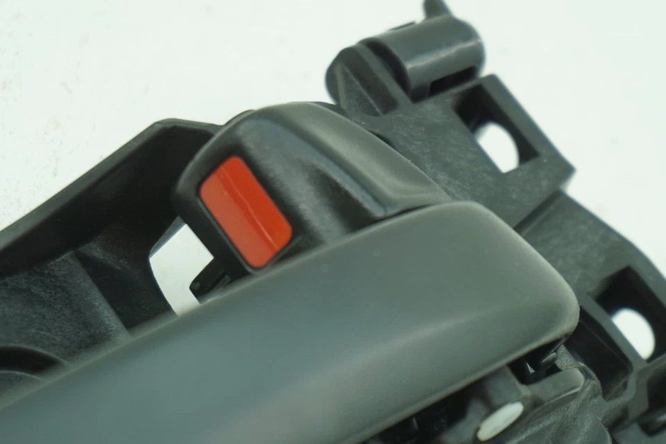 Honda Odyssey 2018-2022 manija interior de puerta del pasajero delantero derecho OEM Foto 2 de 4