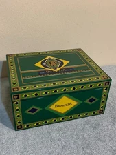 CAO BRAZILIA GOL! Commemorative Desktop Humidor (Cedar Lined) High Gloss Finish