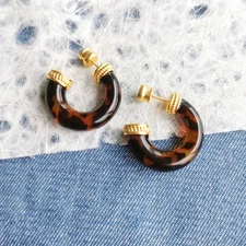Julie Vos Tortoiseshell Madison Statement Hoop Earrings Gold