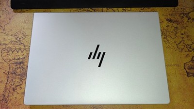 HP Elitebook 8 G1i 14 * 32GB RAM * 512GB SSD * LTE * neuwertig! + neue Tasche