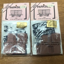 2 x Parkside Dundas PC26 4mm OO Gauge LNER 12 Ton Van Corrugated End Kits