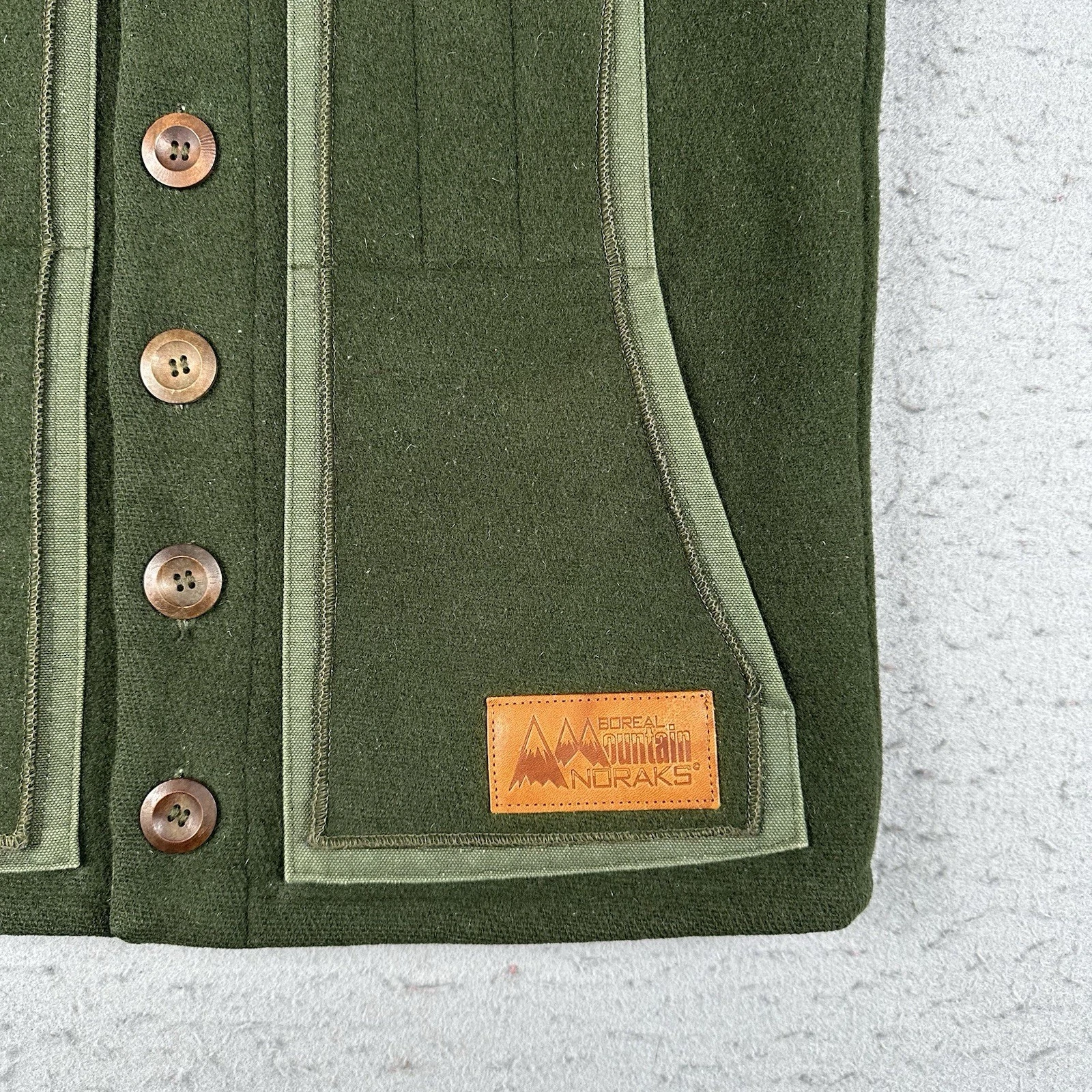Boreal Mountain Anoraks Vest Men’s Small Green Wool Outdoor Hiking Hunting - product detail image 2