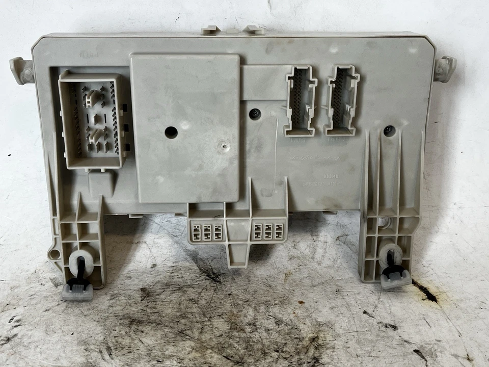 Modulo scatola fusibili centralina Volvo V50 / 30765015 - Immagine 2 di 3