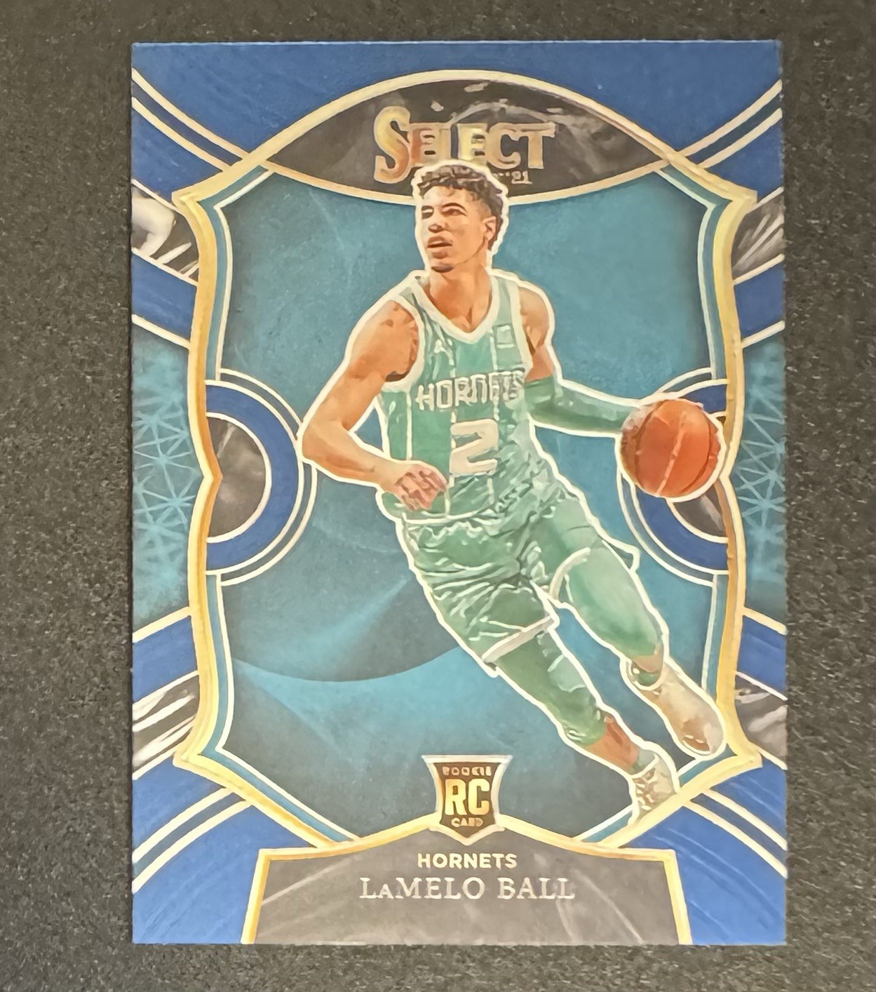 LaMelo Ball #63 (Basketball Cards 2020 Panini Select) — is it worth grading?