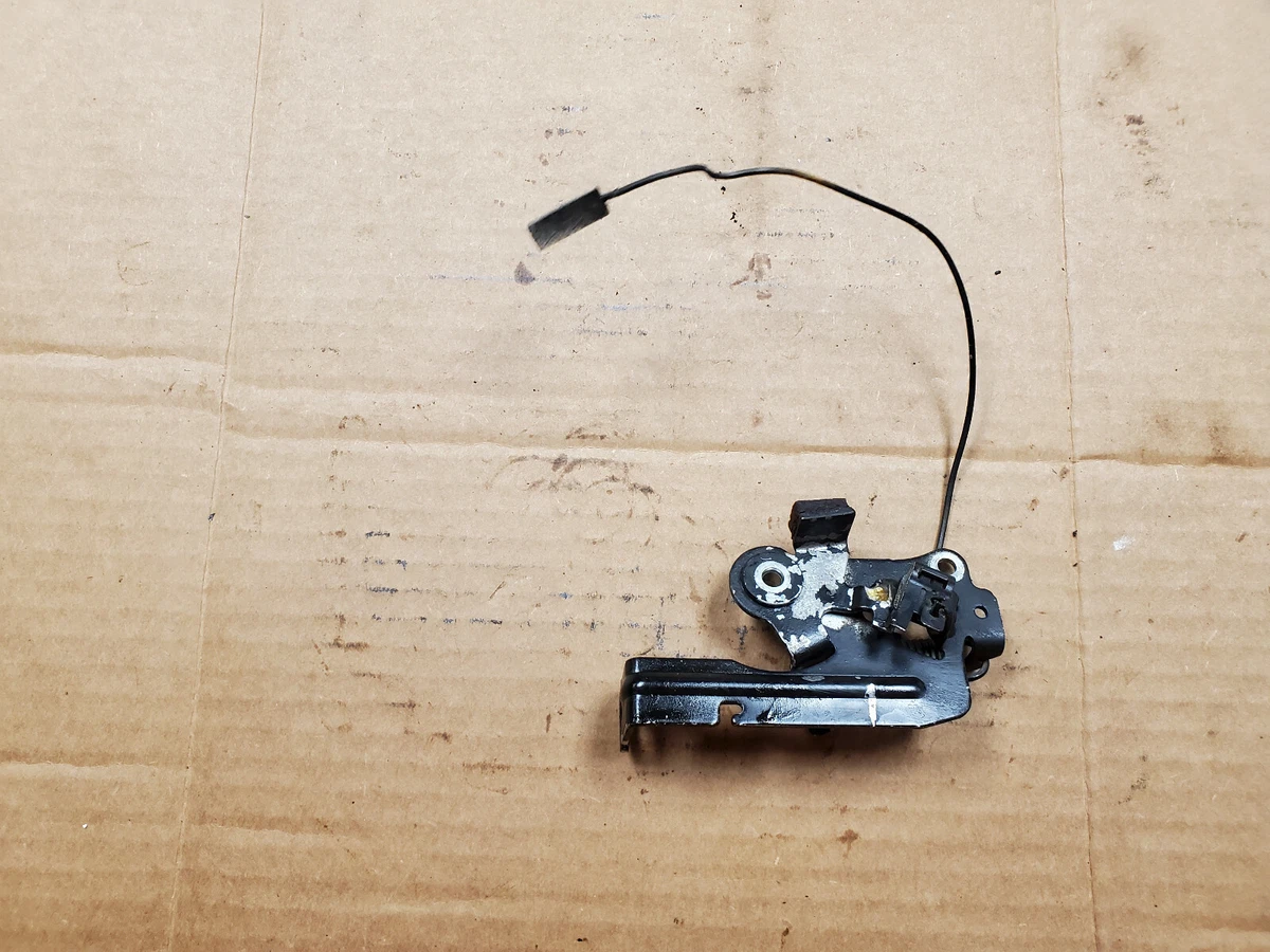 Briggs and Stratton Vertical Shaft Mower Engine Flywheel Brake 