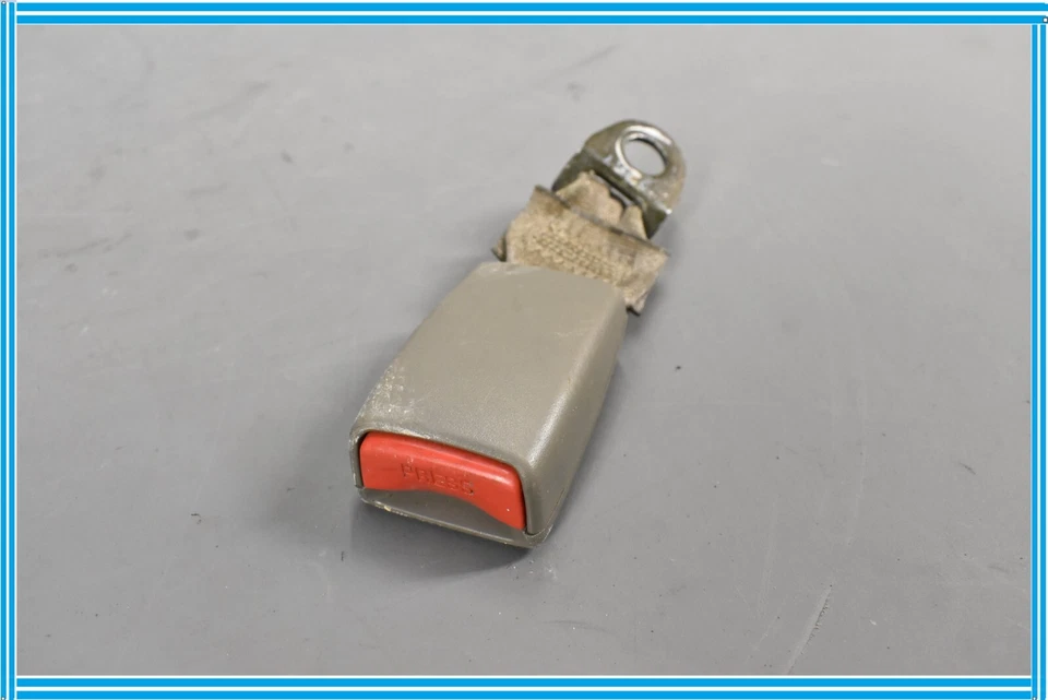 HUMMER H2 后方右乘客侧座椅皮带座椅扣原始设备制造商 2003 — 第 2/4 张图片