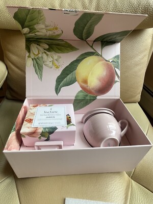 Tea Forte Jardin Gift Set with Pink Cafe Cup Tea Tray and 10 Handcrafted Pyra...