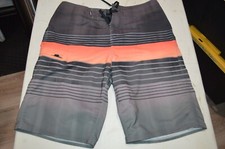 O'Neill Mens board shorts size 30 Brown