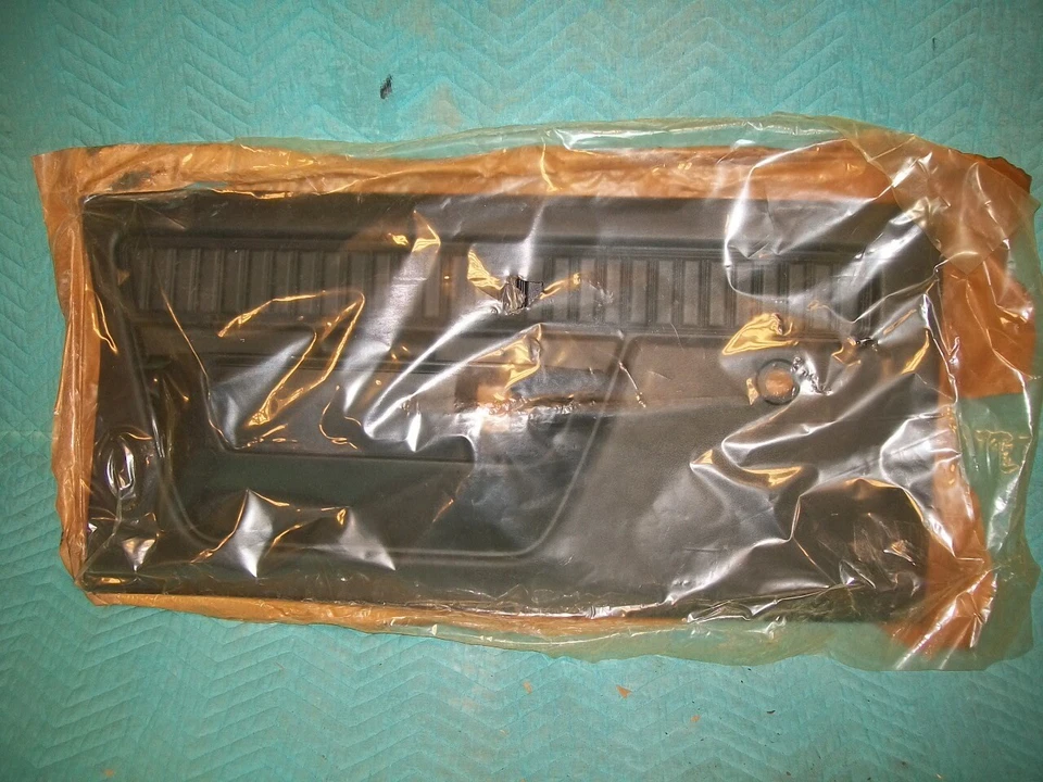 Nuevo de Lote Antiguo MoPar 1974 1975 1976 1977 1978 1979 Dodge Truck PowerWagon Panel Puerta Izquierda Foto 2 de 2