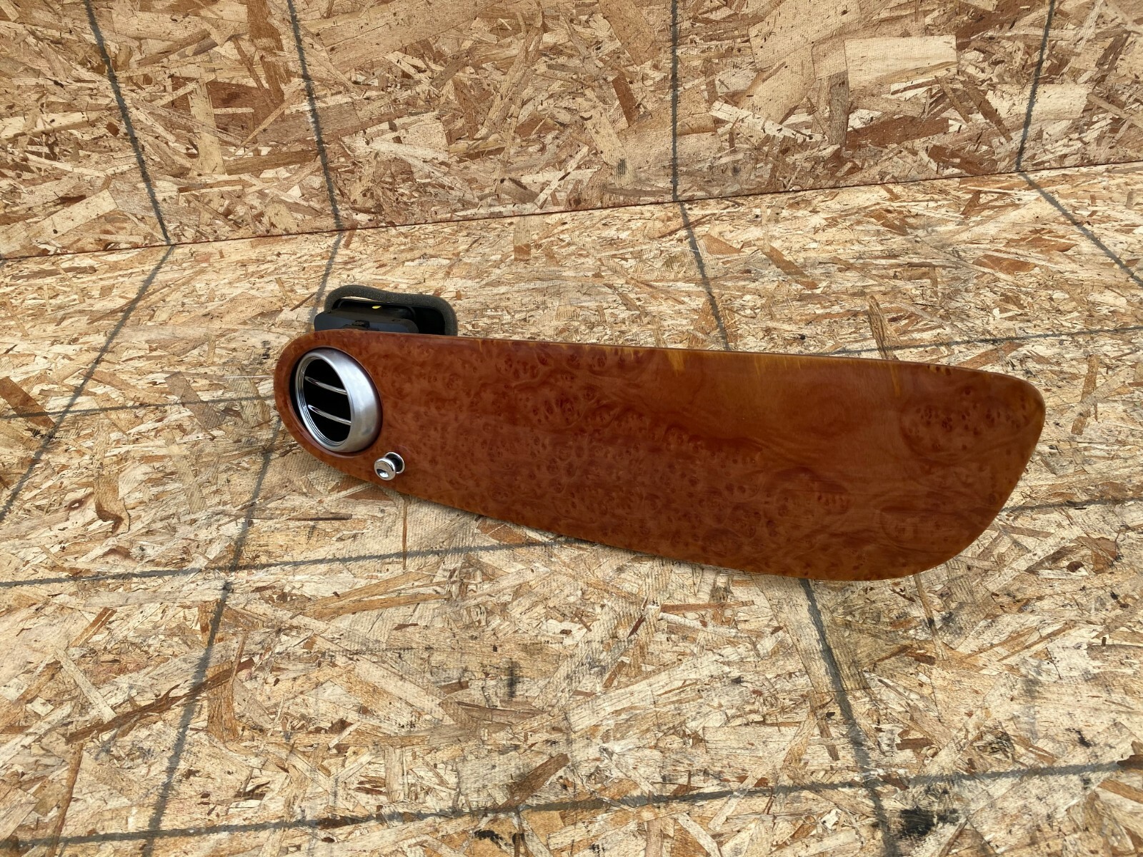 Bentley Continental GT 2004-2010 Air vent
