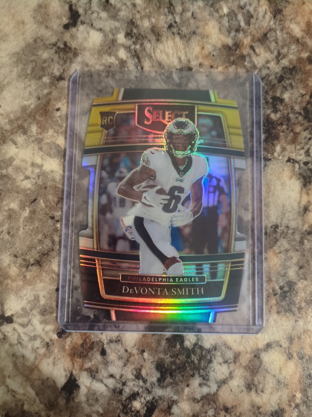 Devonta Smith Rookie 2021 Select  #49 Concourse Die-Cut BLACK/GOLD Prizm RC
