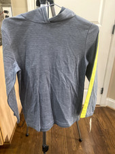 Boys Gray and Yellow Hoodie Sweater Size Medium Smoke and Pet Free Home