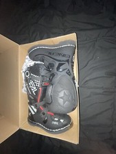 dirt bike boots size 6