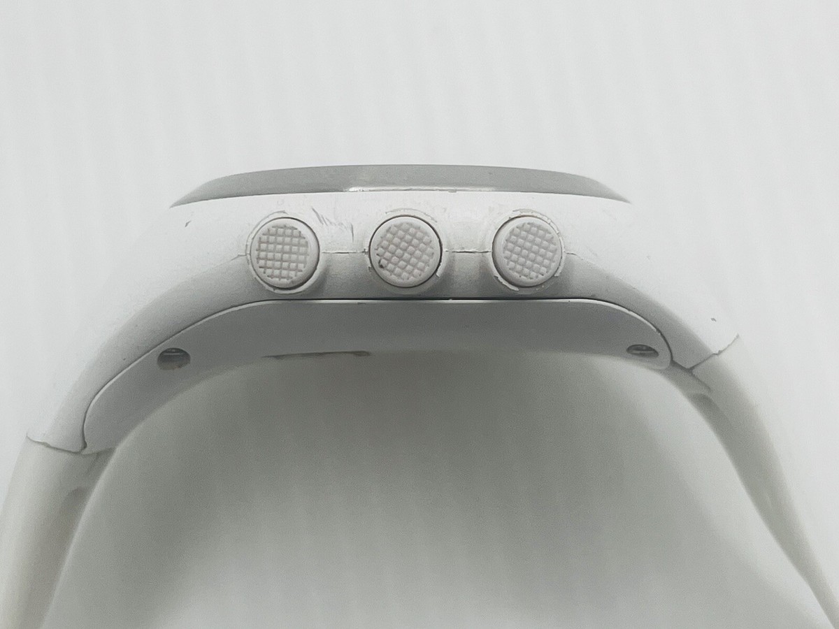 Bushnell GPS Rangefinder Watch ホワイト Amazon.com: Bushnell iON Elite (White) Golf GPS Watch