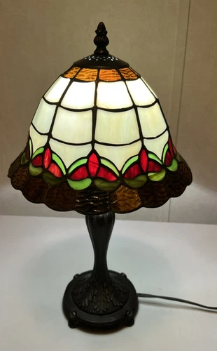 Vintage Tiffany Style Table Accent Lamp-Stained Glass 17.5" Tall Bronze Tone