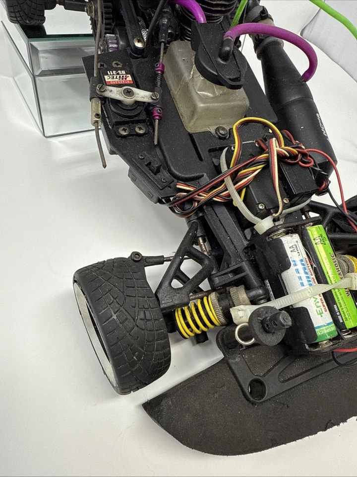 Red Cat Racing BMW M5 1/10 Car - Futaba Magnum Junior T2PEKA With Box - Image 4 of 4