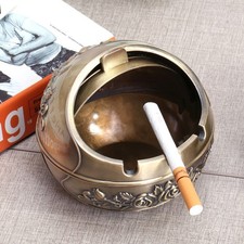 Metal Ashtray Smoking Windproof Vintage Lid Ornament Retro Decorative Ashtray
