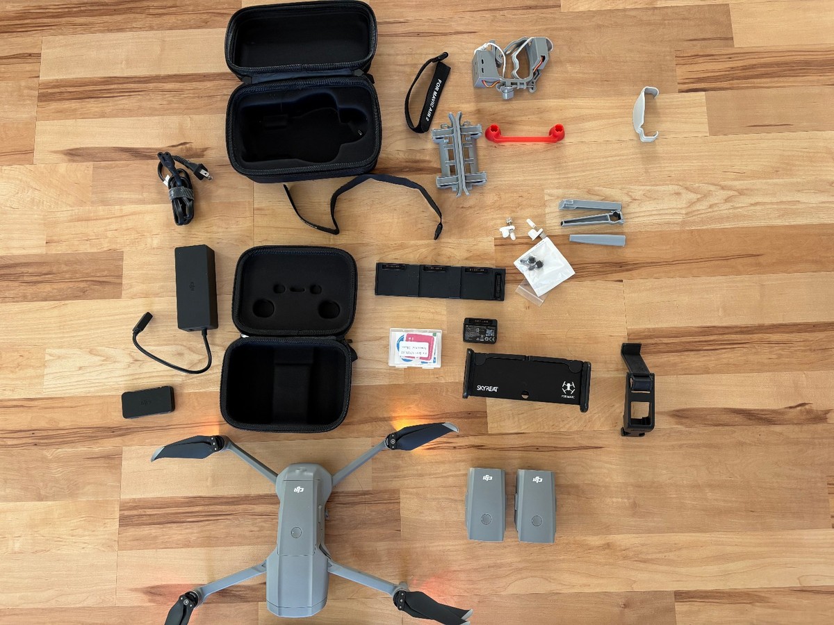 タクDJI Mavic Air 2 Fly More Combo Amazon.com: DJI Mavic Air 2 - Drone Quadcopter UAV with 48MP