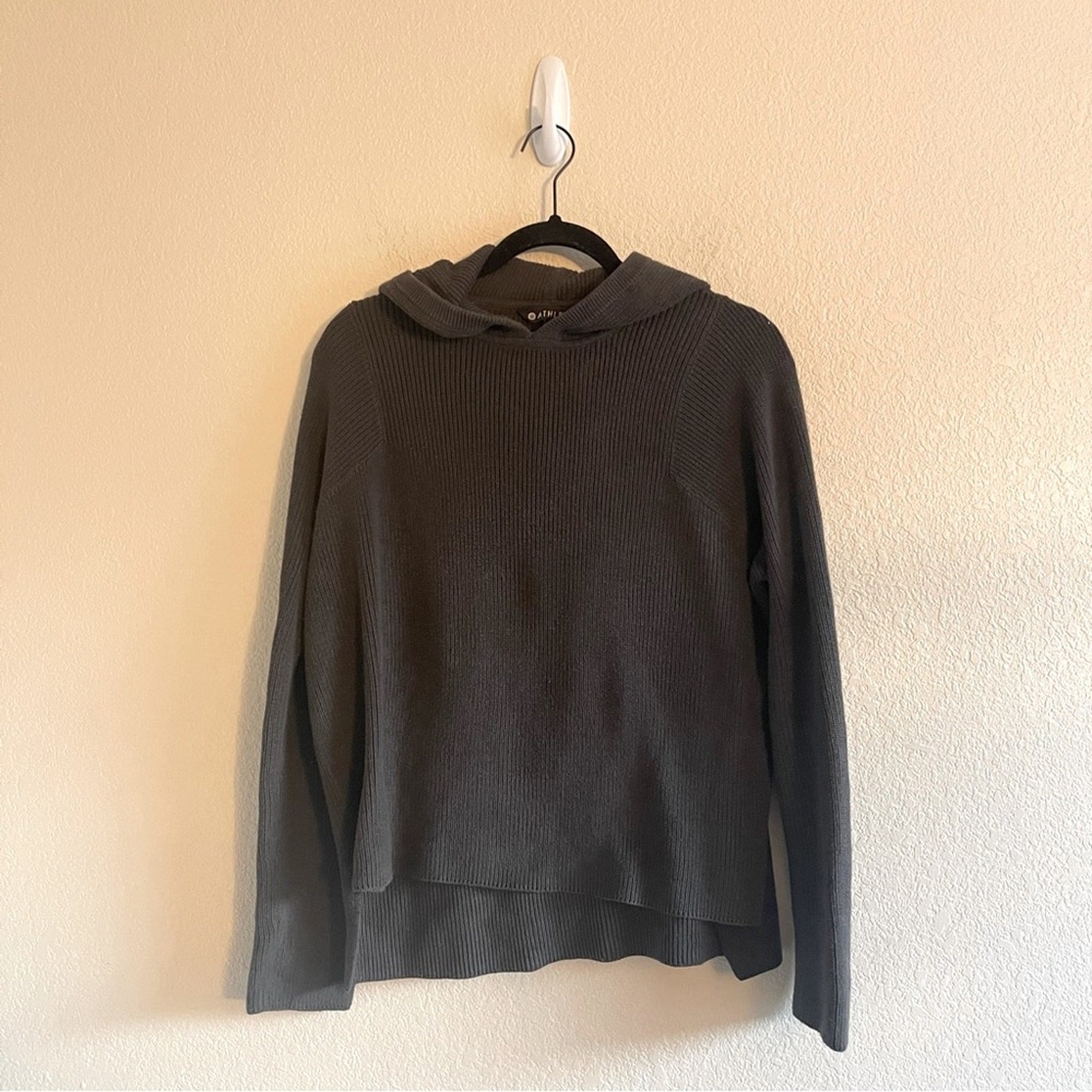 Athleta Rest Day Hoodie Ribbed Olive Green Knit Sweatshirt Women's Size Small