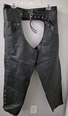 MOTORCYCLE CHAPS PLAIN BIKERS RIDING PANTS ASSLESS COWBOY CHAPS BLACK Size 32