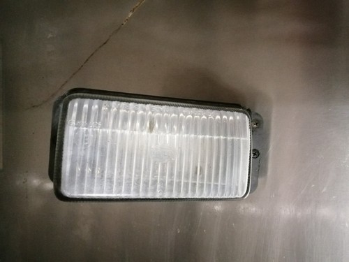 Audi 100 Nebelscheinwerfer vorne rechts (Hella) 301-125464