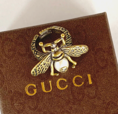 GUCCI Bee Ring with Faux White Pearl Aged Gold Tone Metal Size 7