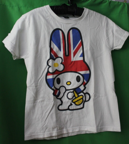 T-shirt my melody cute<3 em 2023  Roupa da hello kitty, Roupas vermelhas e  pretas, Adesivos para roupas