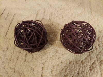 HOME/DECOR LOT OF TWO SPHERE RATTAN DECORE BALLS BROWN
