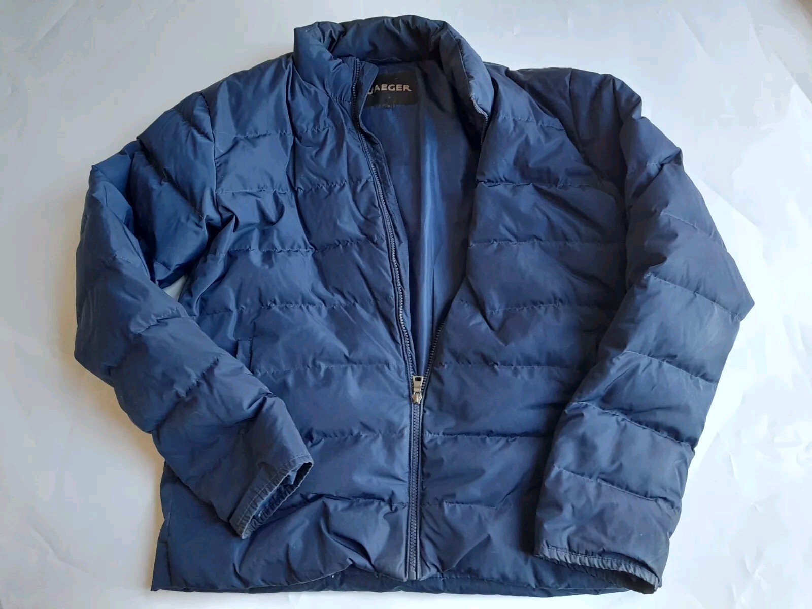 Puffer Jacket Mens Size M. Down Warm Winter Nylon By Jaeger-image